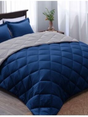 Reversible Deep Blue and Light Gray Comforter - Soft Quilted Bedding